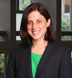 Jennifer E. Phillips-Cremins Receives the 2022 ISSCR Dr. Susan Lim Award for Outstanding Young Investigator